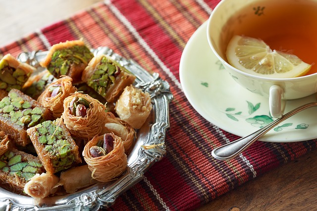 baklava and tea